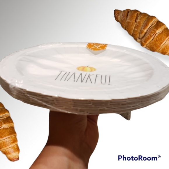 🆕️ NWT 2020 Rae Dunn THANKFUL 🎃 16 Paper Plates packed in original plastic - Picture 6 of 6